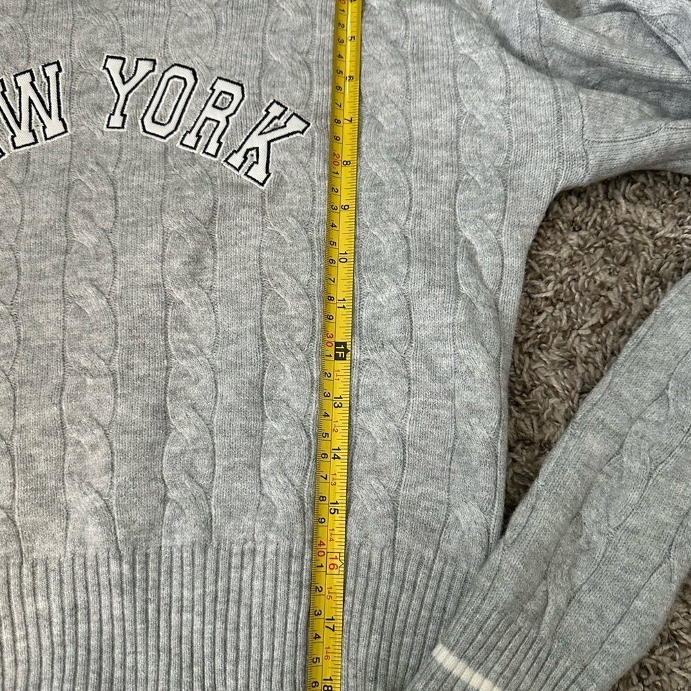 No Boundaries Gray Cable Knit Sweater NEW YORK - Picture 6 of 6